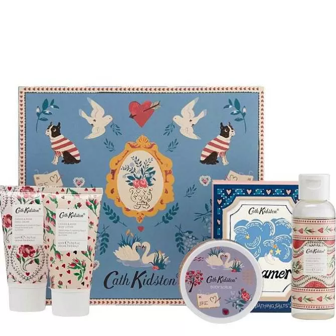 Face Coverings & Anti-Bacterial*Cath Kidston Dreamer Cassis & Rose Bath Hamper Set